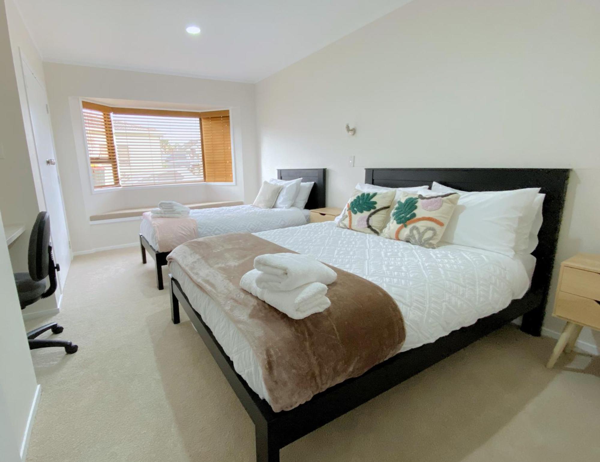 Spacious Retreat With Mountain View Rotorua Exteriör bild